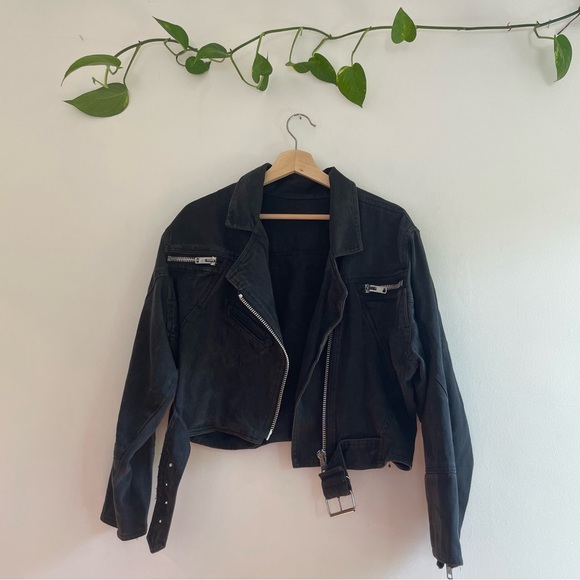 Asymmetrical Denim Jacket - Picture 2 of 7